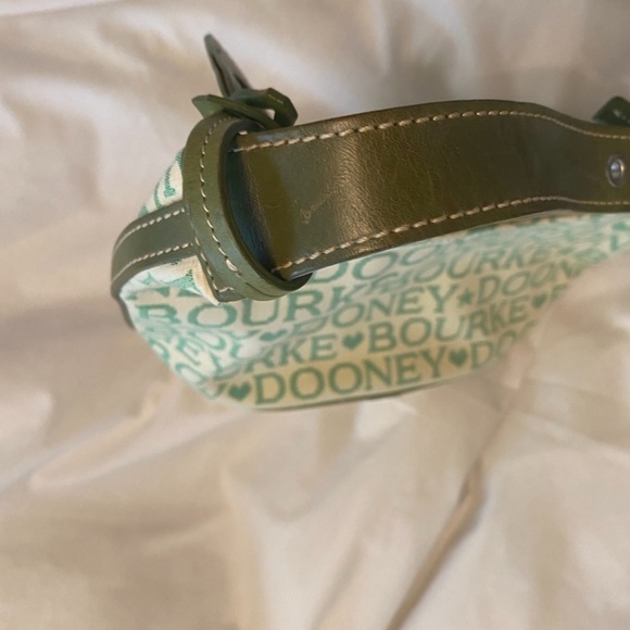 NWT Dooney & Bourke Monogram Hearts and Stars Adjustable Hobo Shoulder Bag - Picture 7 of 16